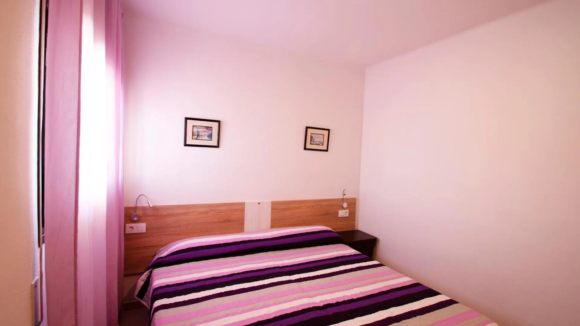 Apartamento Panorama 5 Miami Playa 0*,